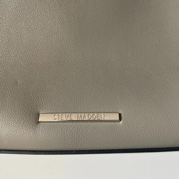 Steve Madden Leather Quilted Purse Bag w/ Card  Wallet - Picture 3 of 8